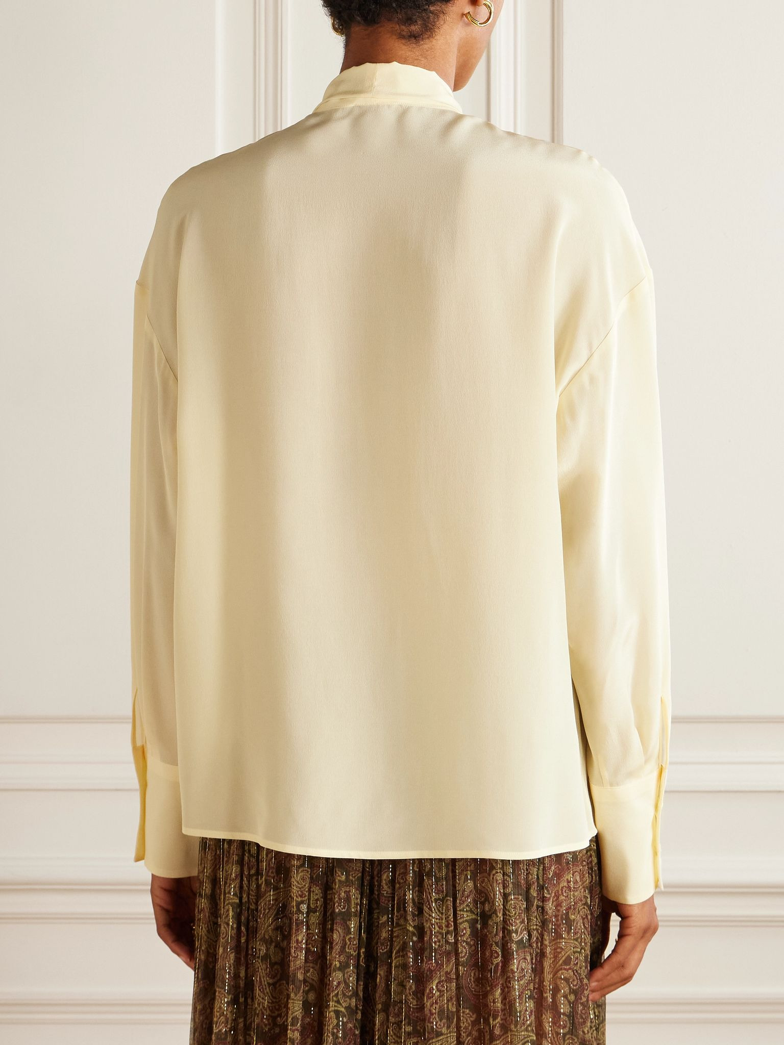 Pussy-bow floral-print silk-chiffon blouse Cream - 4