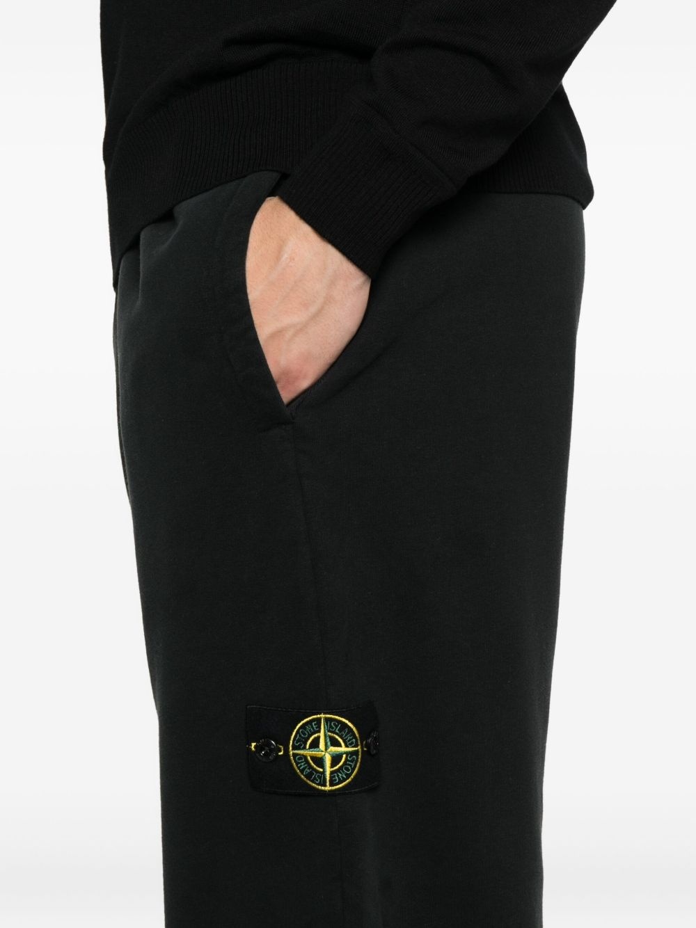6200004 logo-patch cuffed trousers - 5