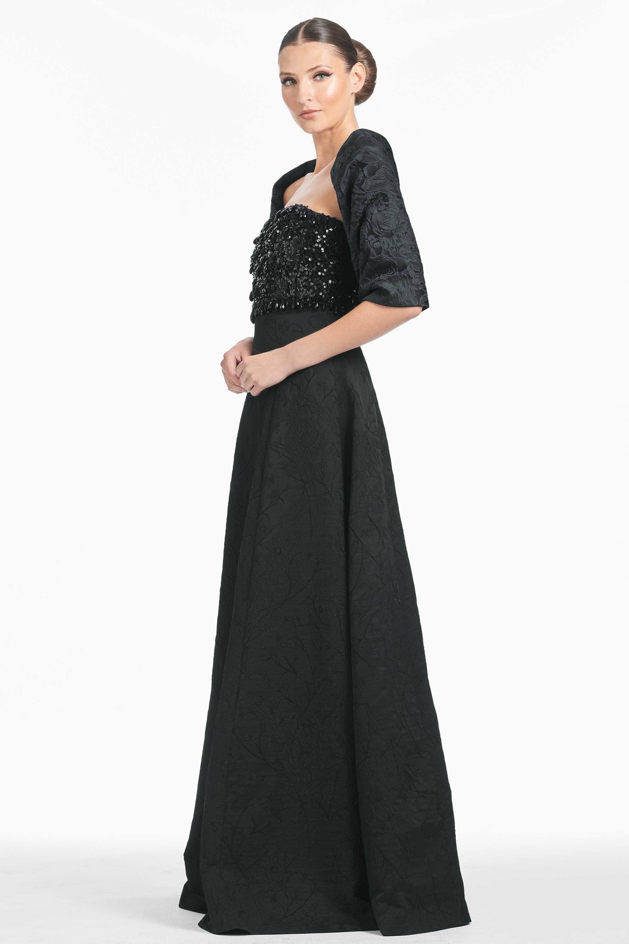 THE HUG SHAWL - BLACK JACQUARD CLOQUE - 4