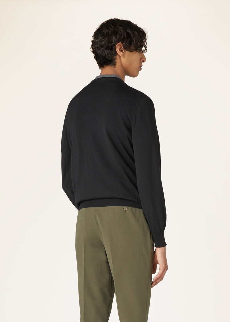 Cash Light Crew Neck 5