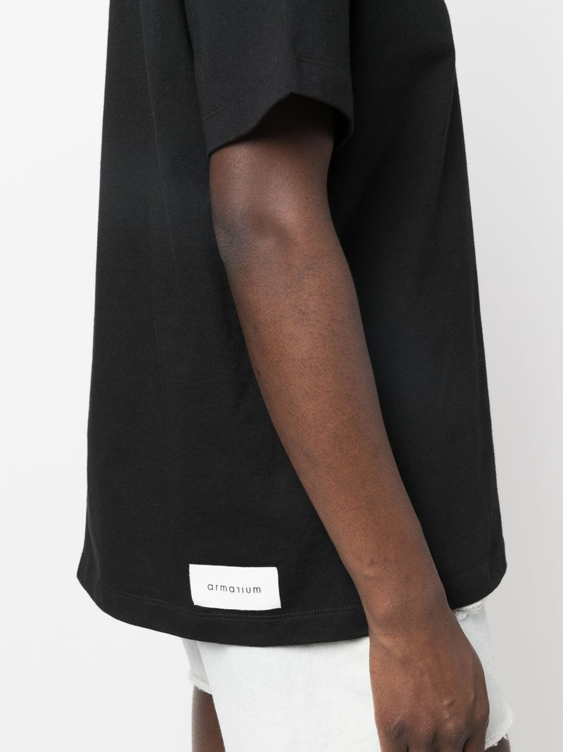 boxy logo-patch T-shirt 5