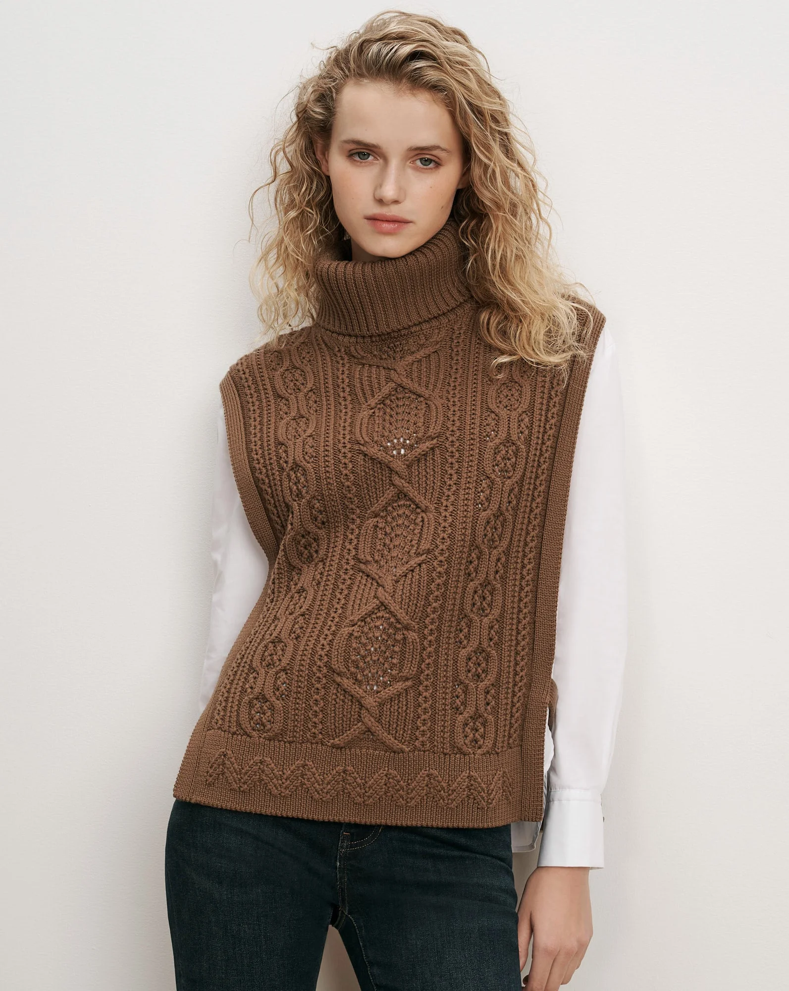 BENTLEIGH MERINO WOOL VEST - 1
