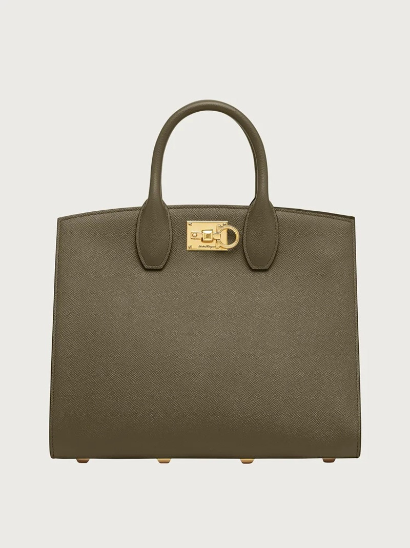 FERRAGAMO STUDIO BOX BAG (M) 1