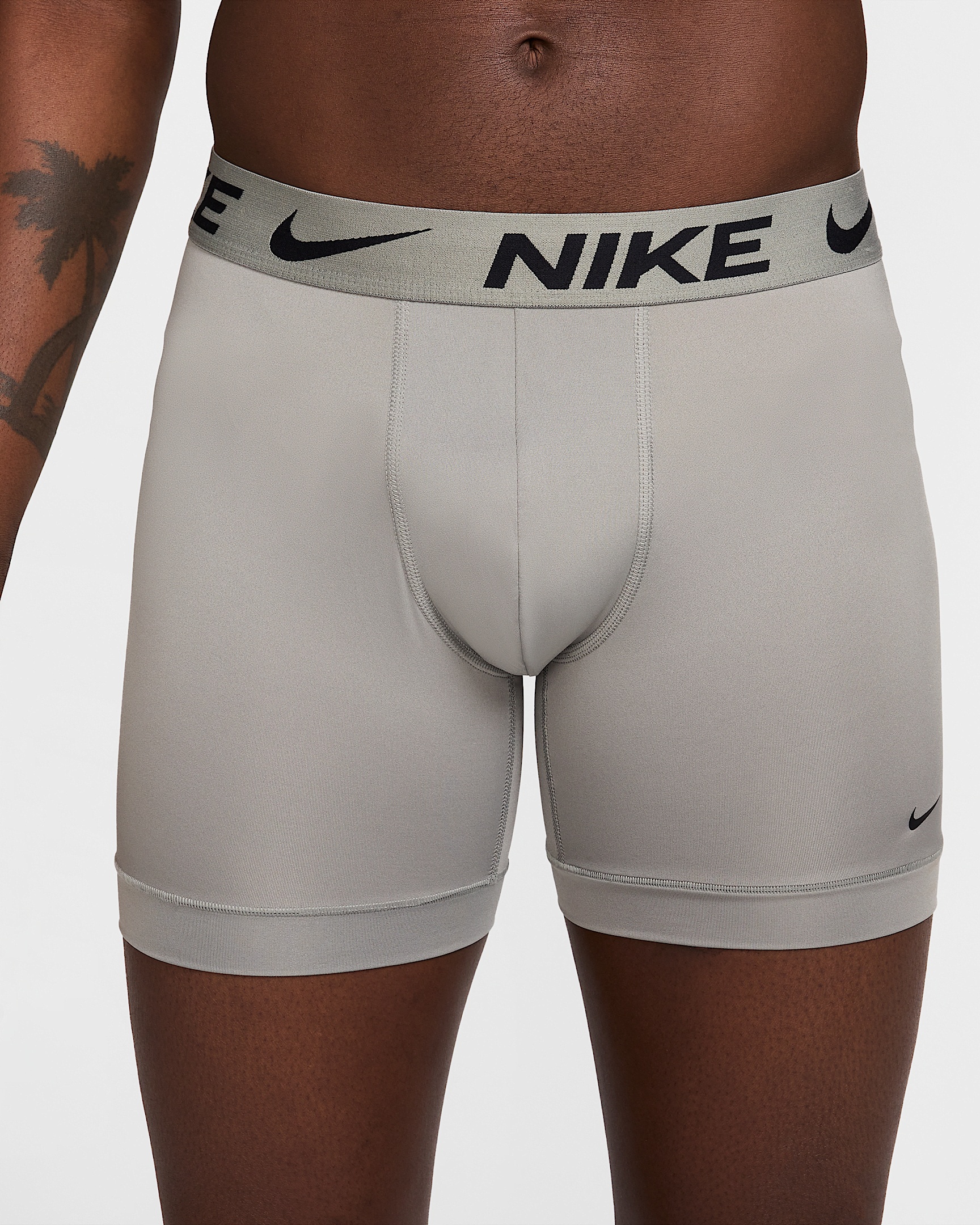 Nike Dri-FIT Essential Micro Men's Boxer Briefs (3-Pack) - 2