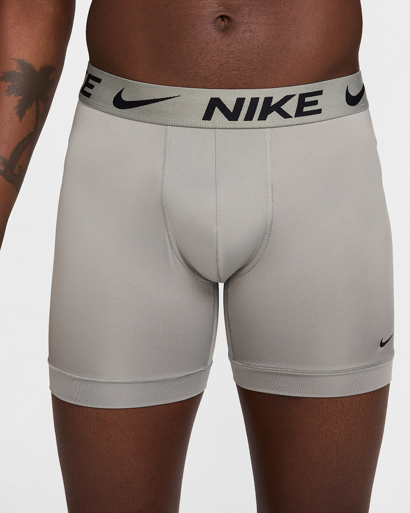 Nike Nike Dri-FIT Essential Micro Men's Boxer Briefs (3-Pack) outlook