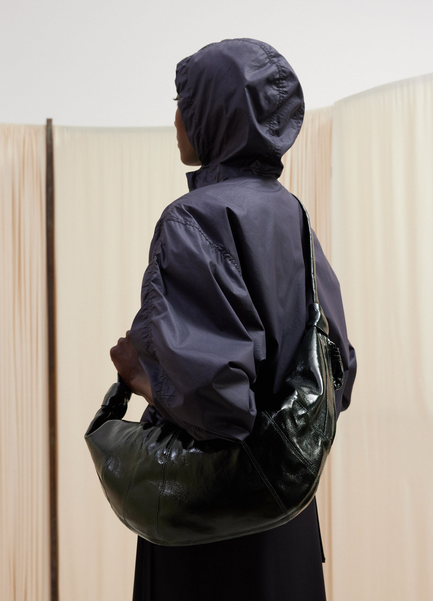 LARGE CROISSANT BAG - 2