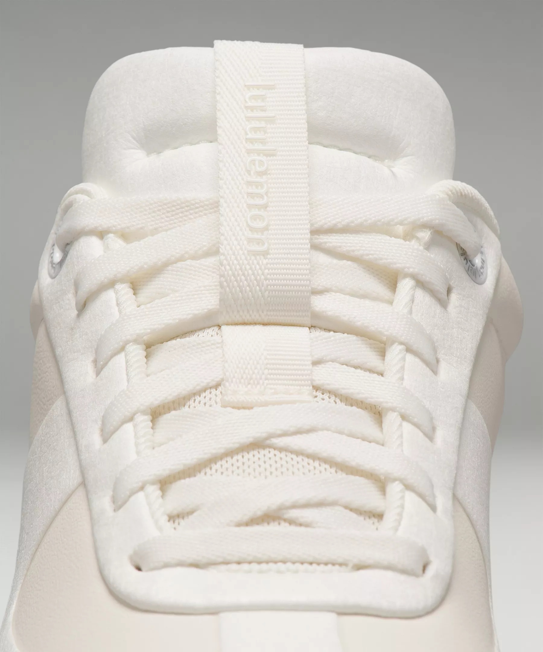 cityverse Women's Sneaker - 11