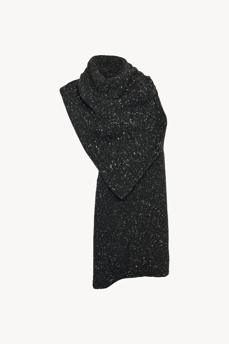 Mantia Scarf in Cashmere 1