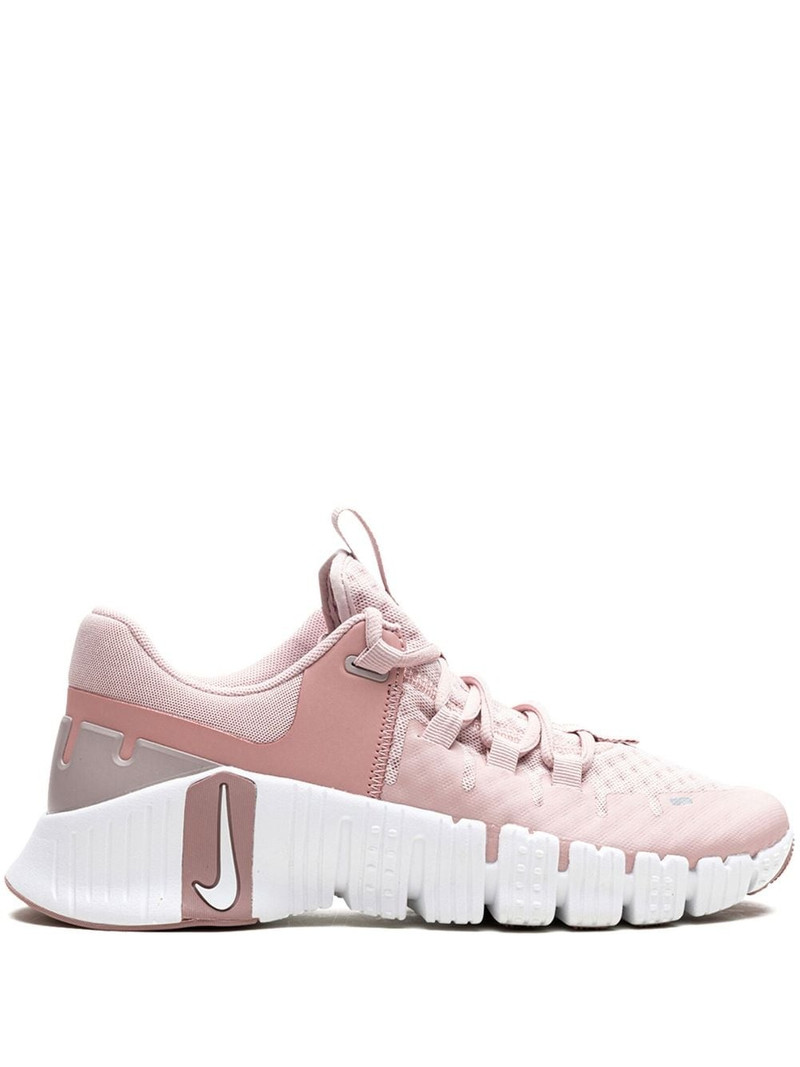 Free Metcon 5 "Pink Oxford" sneakers 1
