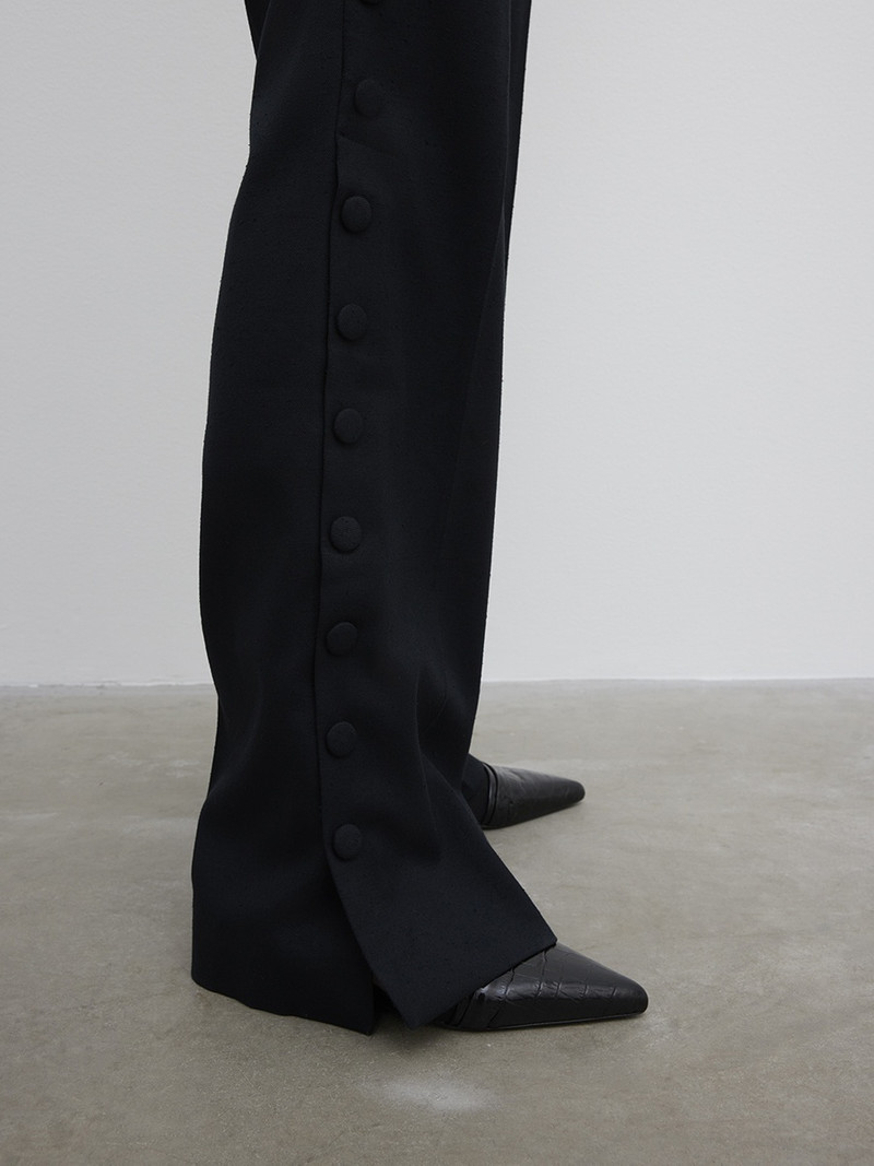 Slim button trousers 6