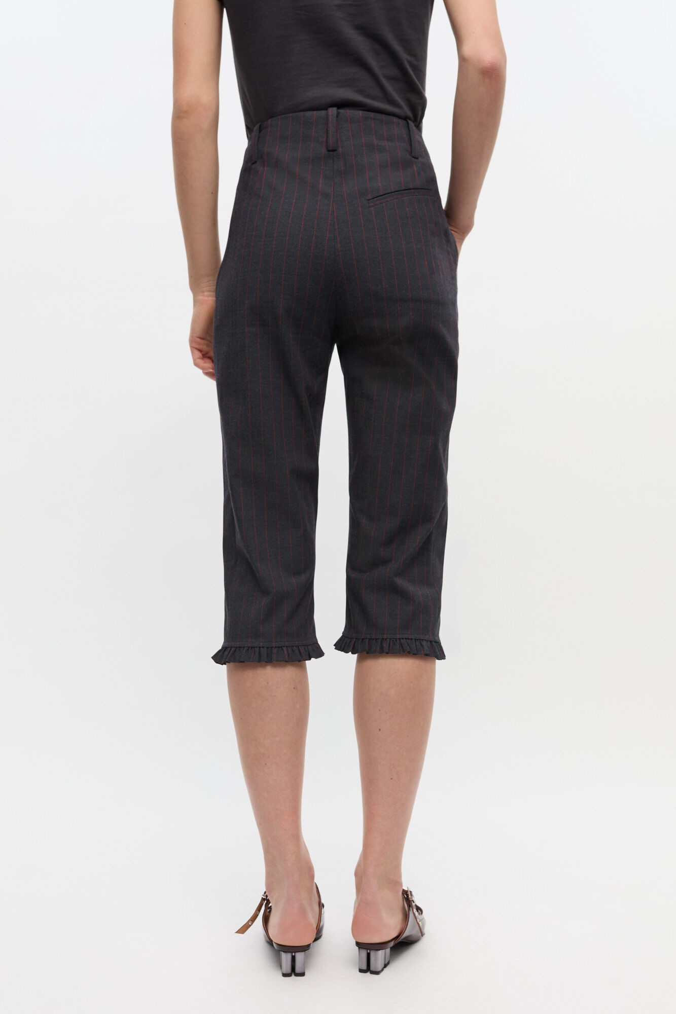 BLACK PINSTRIPE CAPRI PANTS - 4