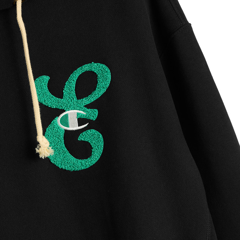 Champion Champion for E by END. Hoodie 'Emerald' outlook