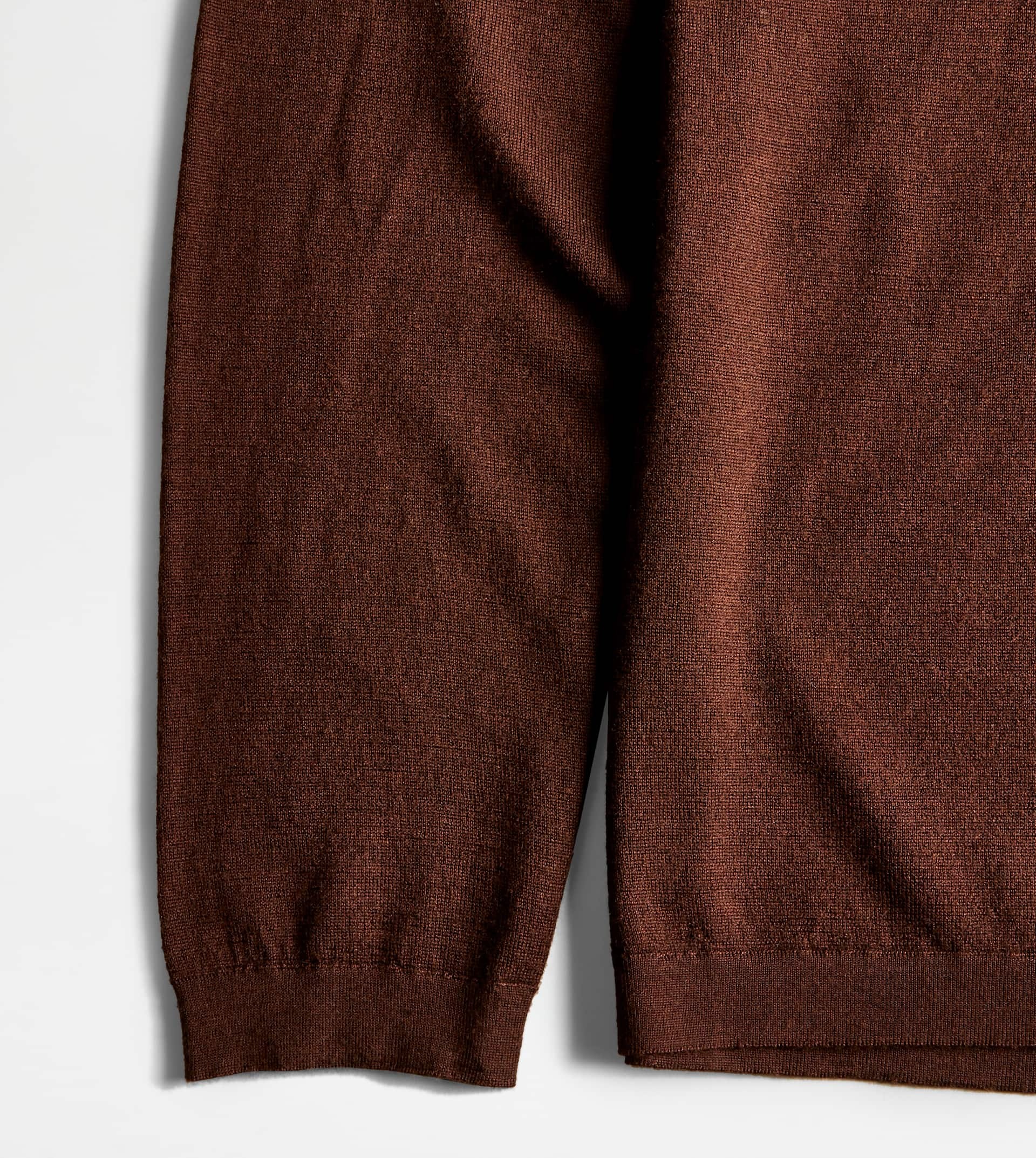 CASHMERE BLEND ROUND NECK JUMPER - BROWN - 7