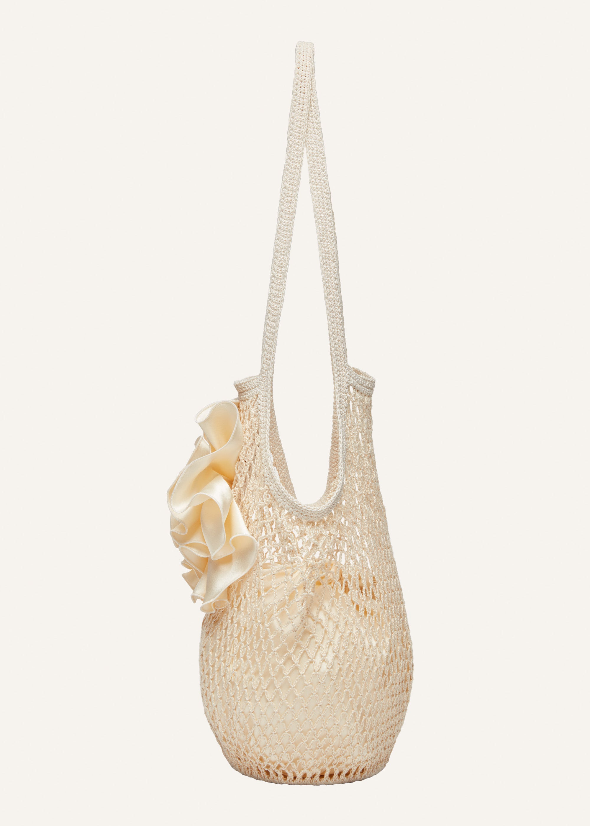 Medium Devana bag in cream - 2
