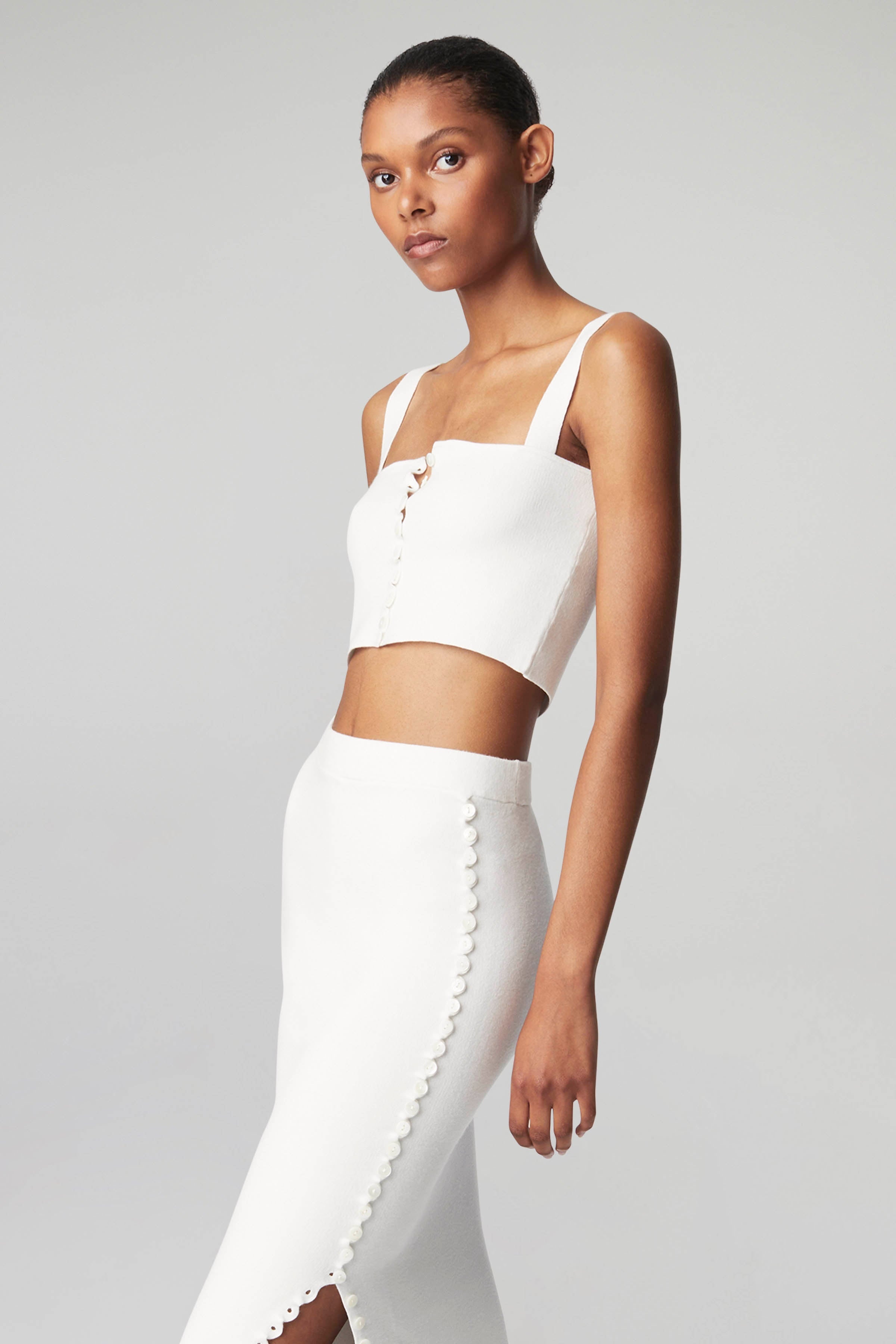 'ADIA' TOP - 3