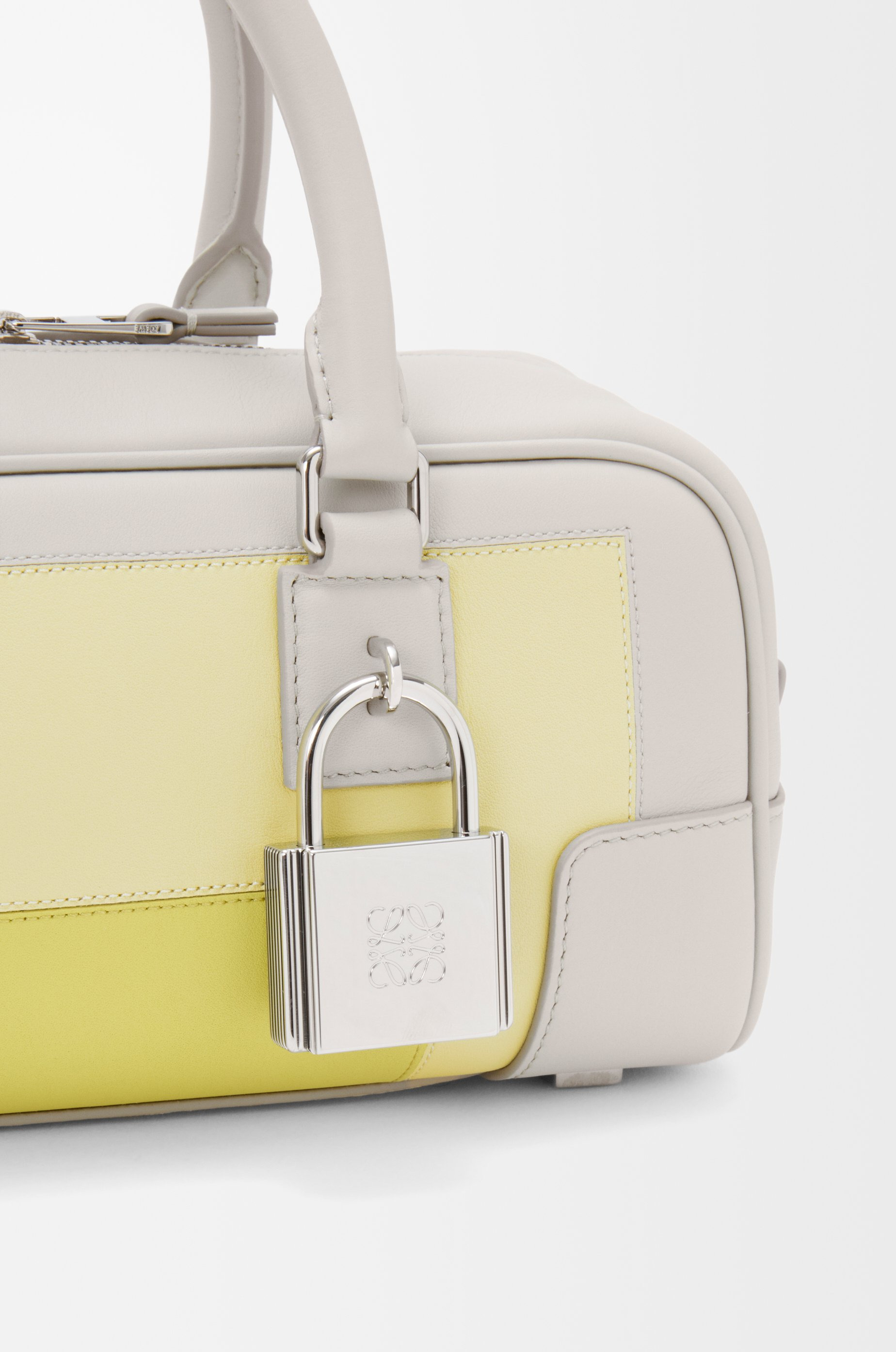 Amazona 23 cropped bag in nappa calfskin - 11