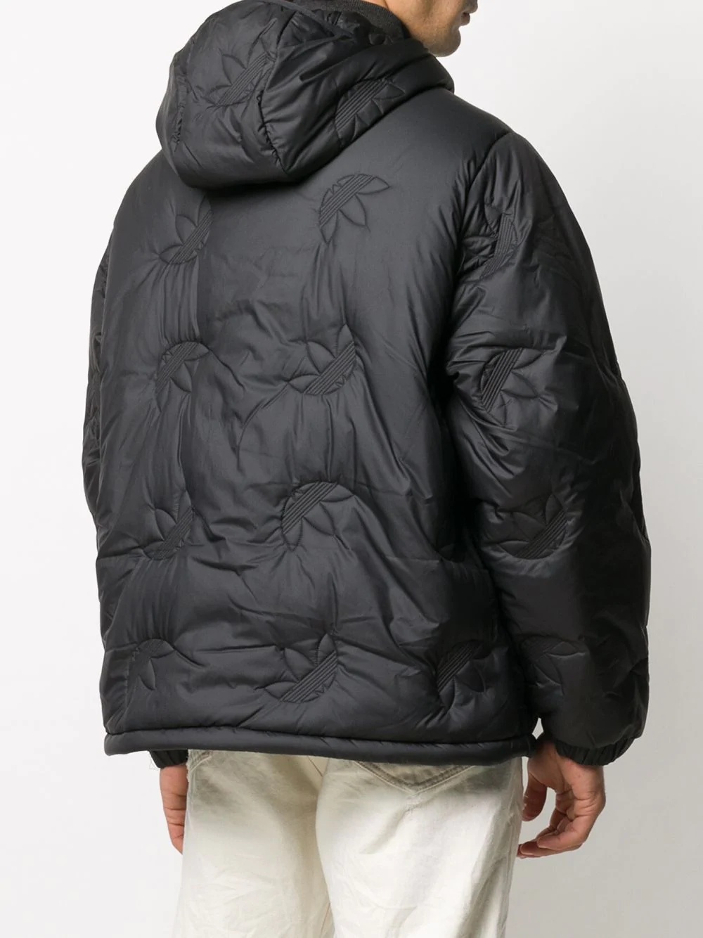 logo-embossed down jacket - 4