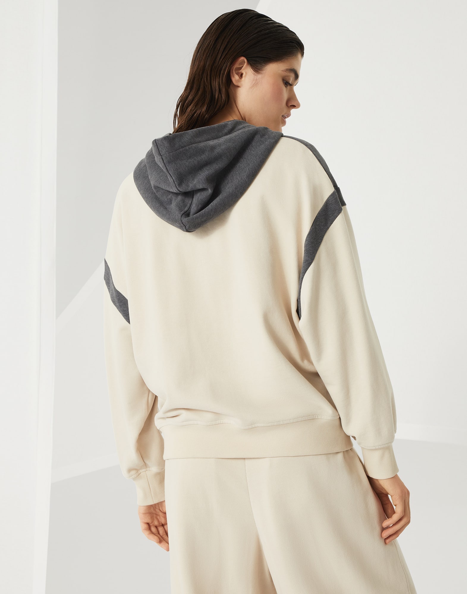 Cotton smooth French terry hooded sweatshirt with zipper and shiny trim - 2