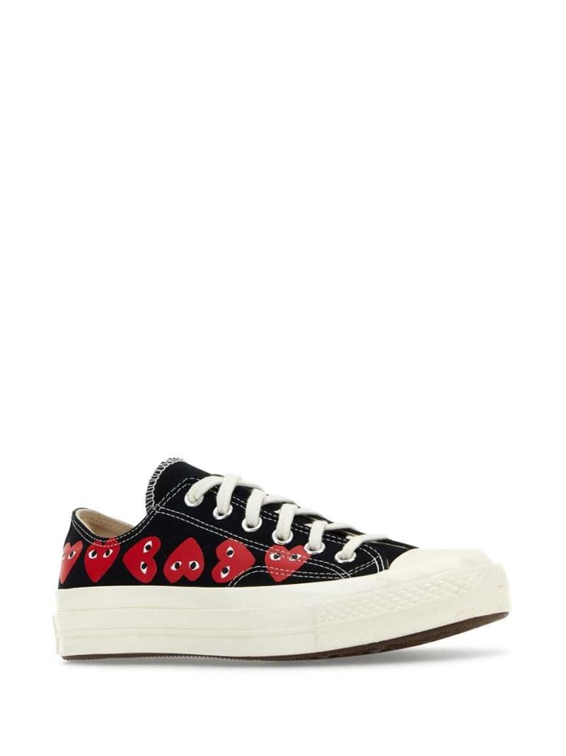 Comme des Garçons PLAY x Converse Play sneakers outlook