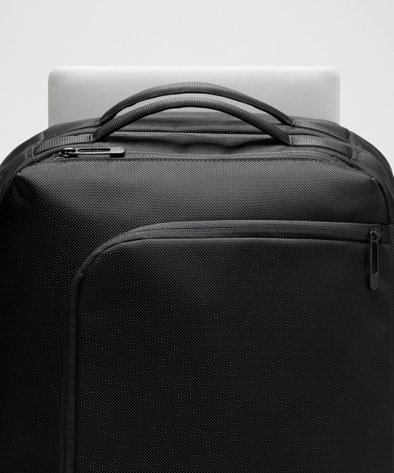 Cruiser Travel Backpack 35L 5