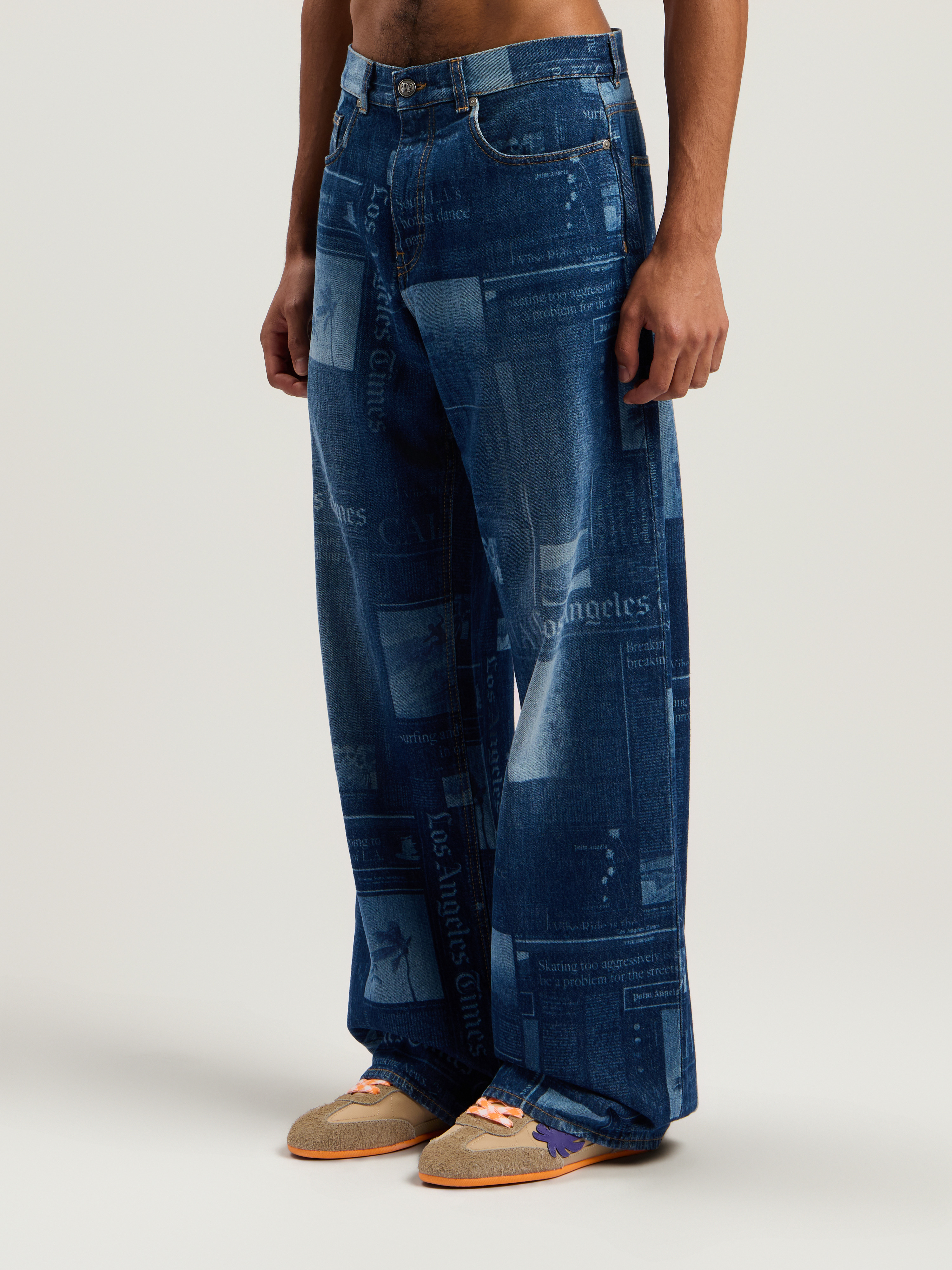 News Print Loose Denim Pants - 3