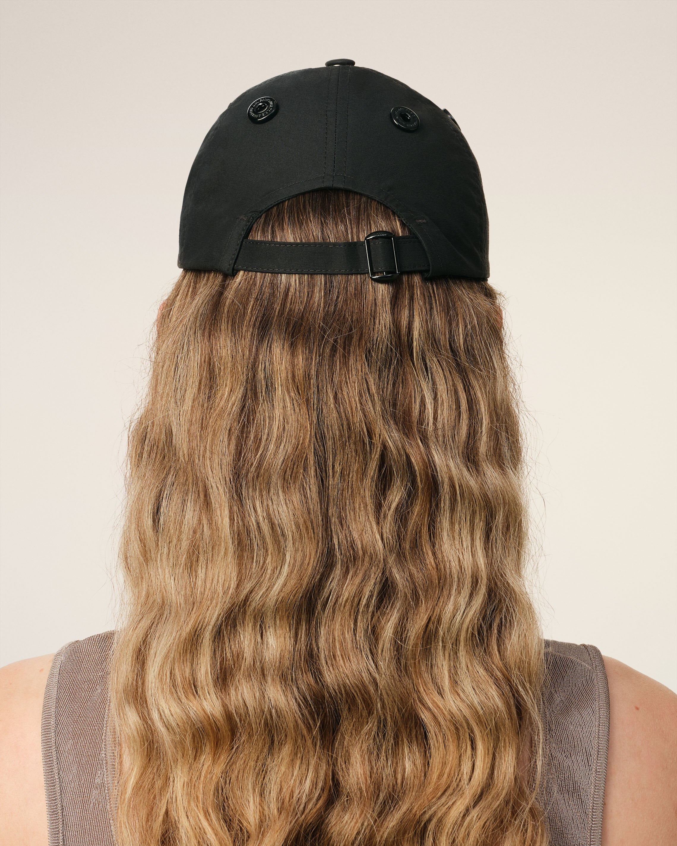 BLACK AMI CAP - 6