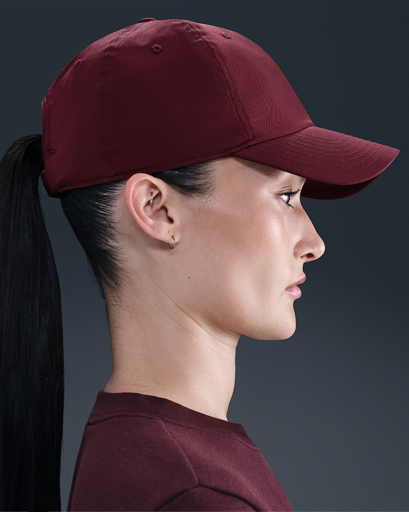 Nike Dri-FIT Club Unstructured Metal Swoosh Cap 4