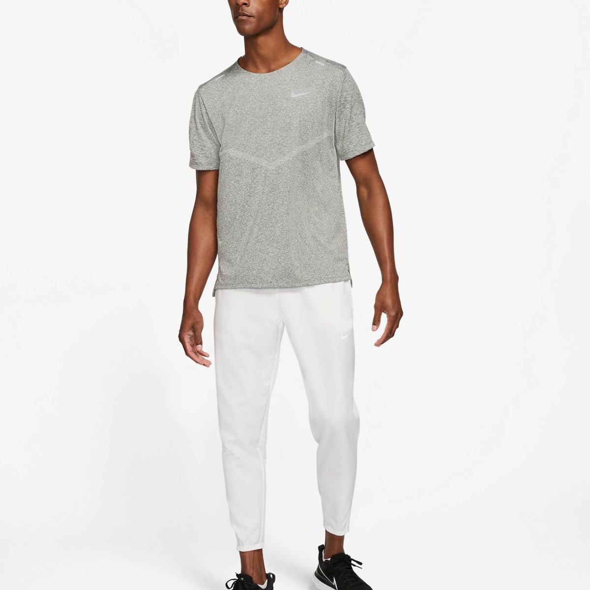 Nike Dri-FIT Rise 365 Shortsleeve - 3