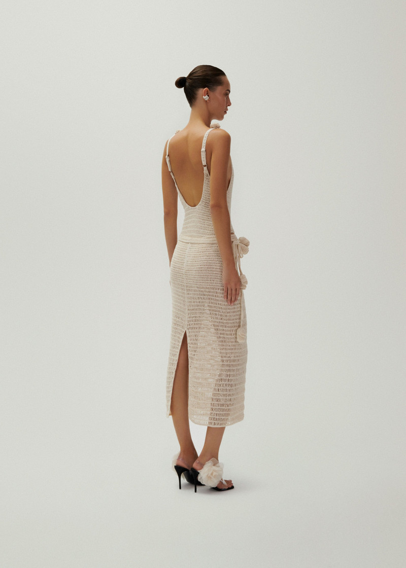 Crochet rosette bodysuit in beige 4