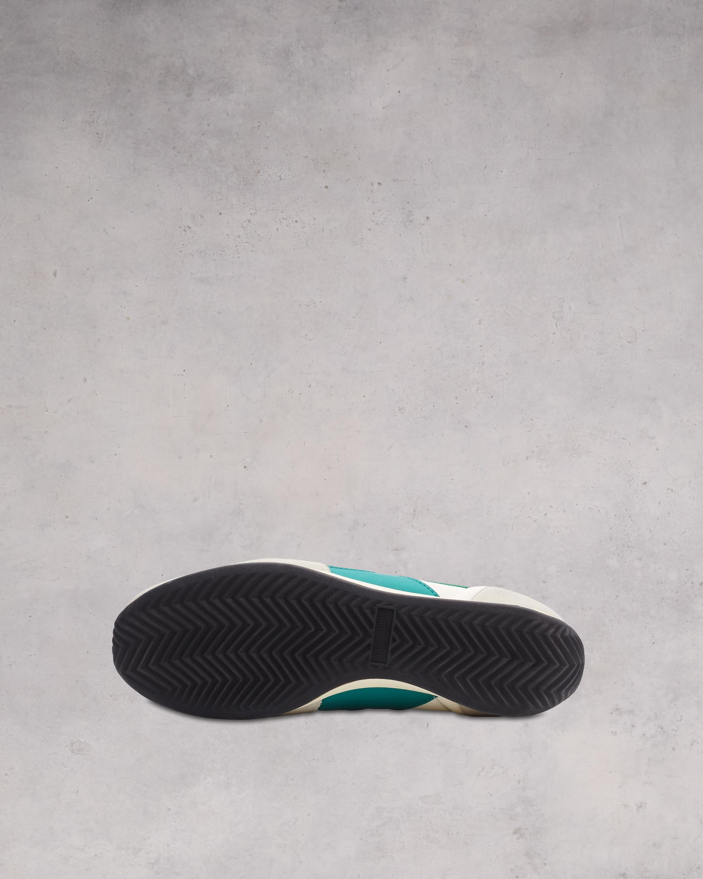 Retro Runner Slim - Suede
Low Top Sneaker - 5