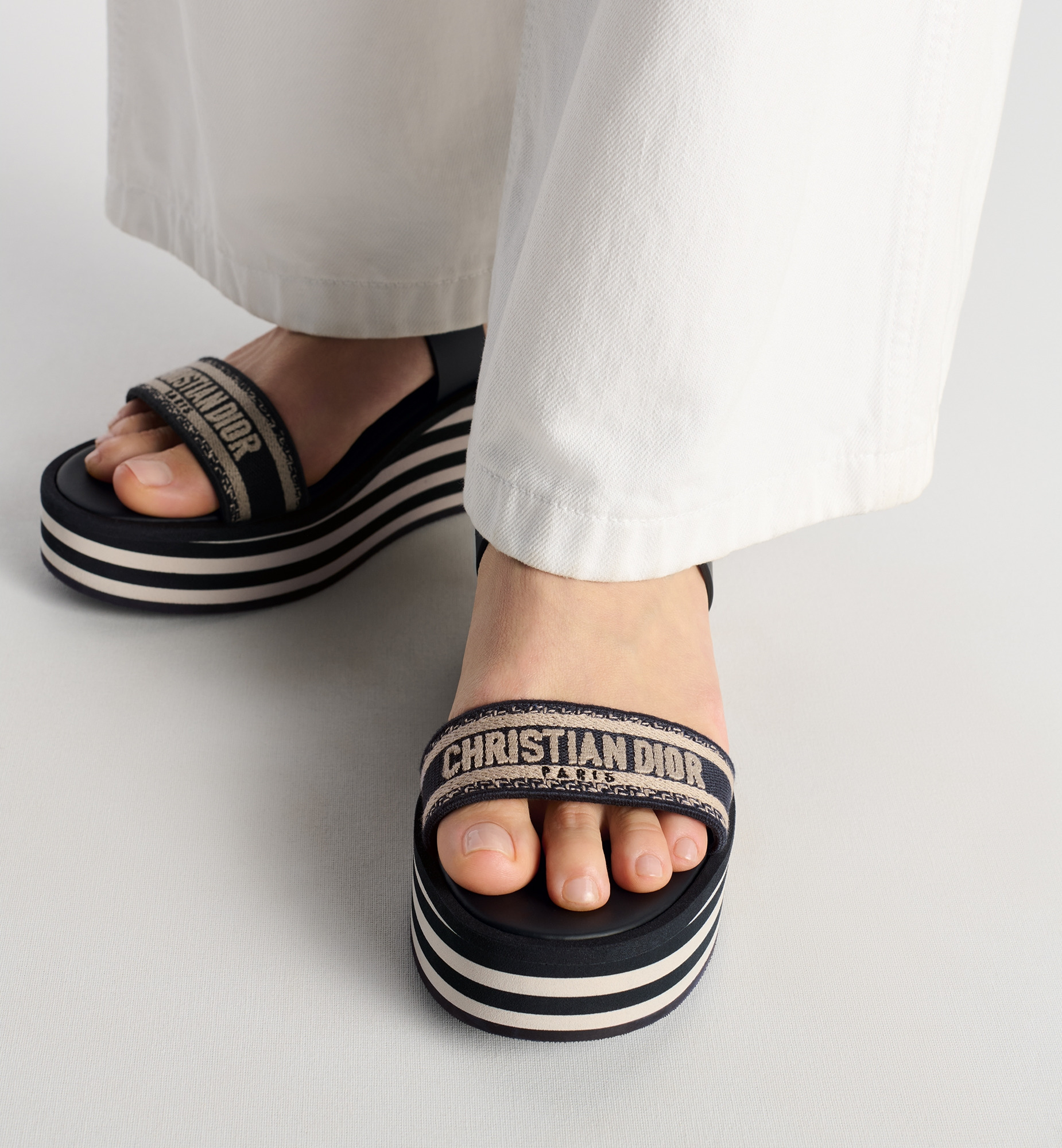Dway Wedge Sandal - 2