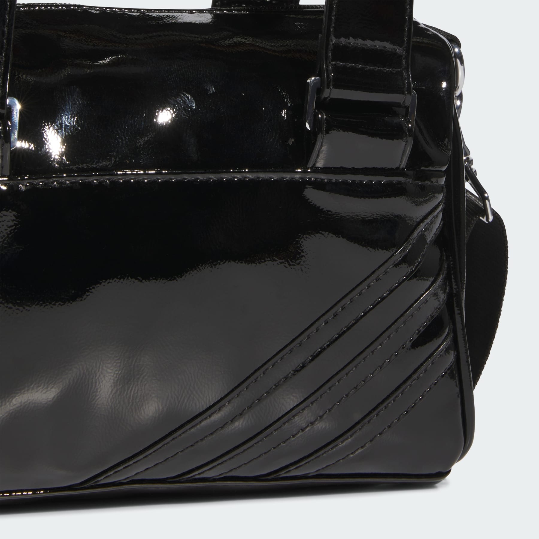 Patent Trefoil Crossbody Bag - 3