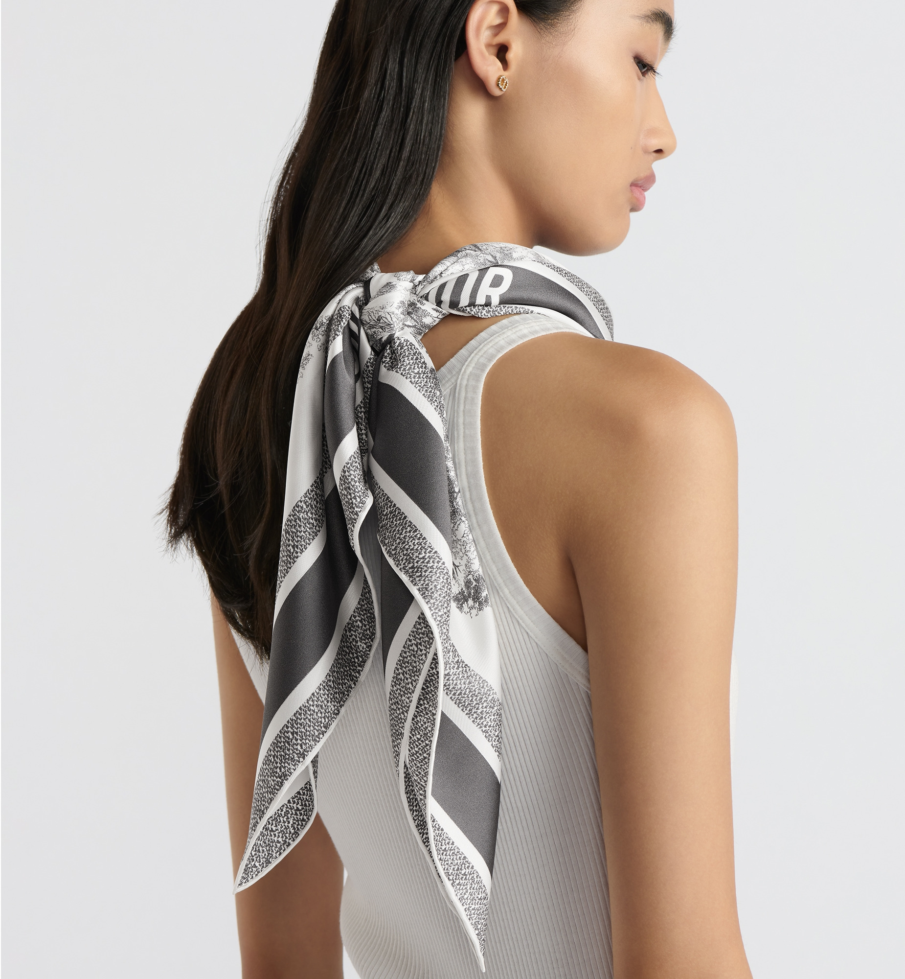 Toile de Jouy Sauvage 90 Square Scarf - 2