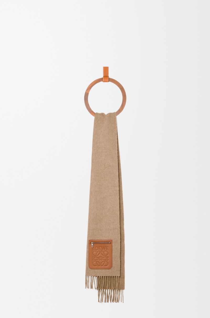 Loewe Scarf in wool and cashmere outlook