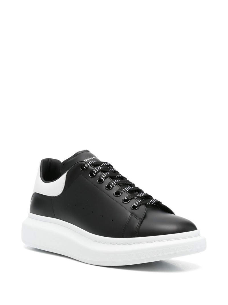 Alexander McQueen Larry sneakers outlook