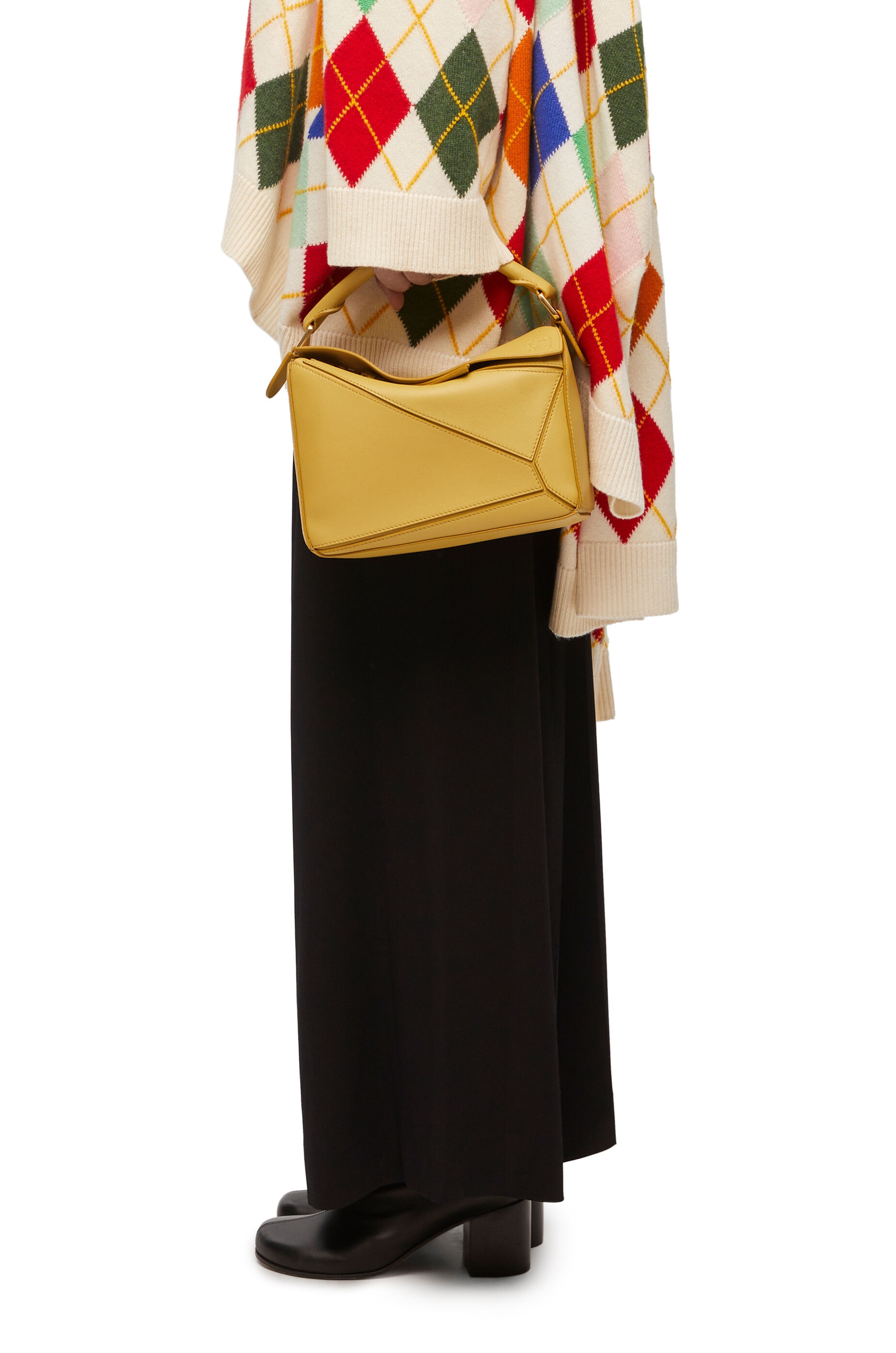 Small Puzzle bag in classic calfskin - 2