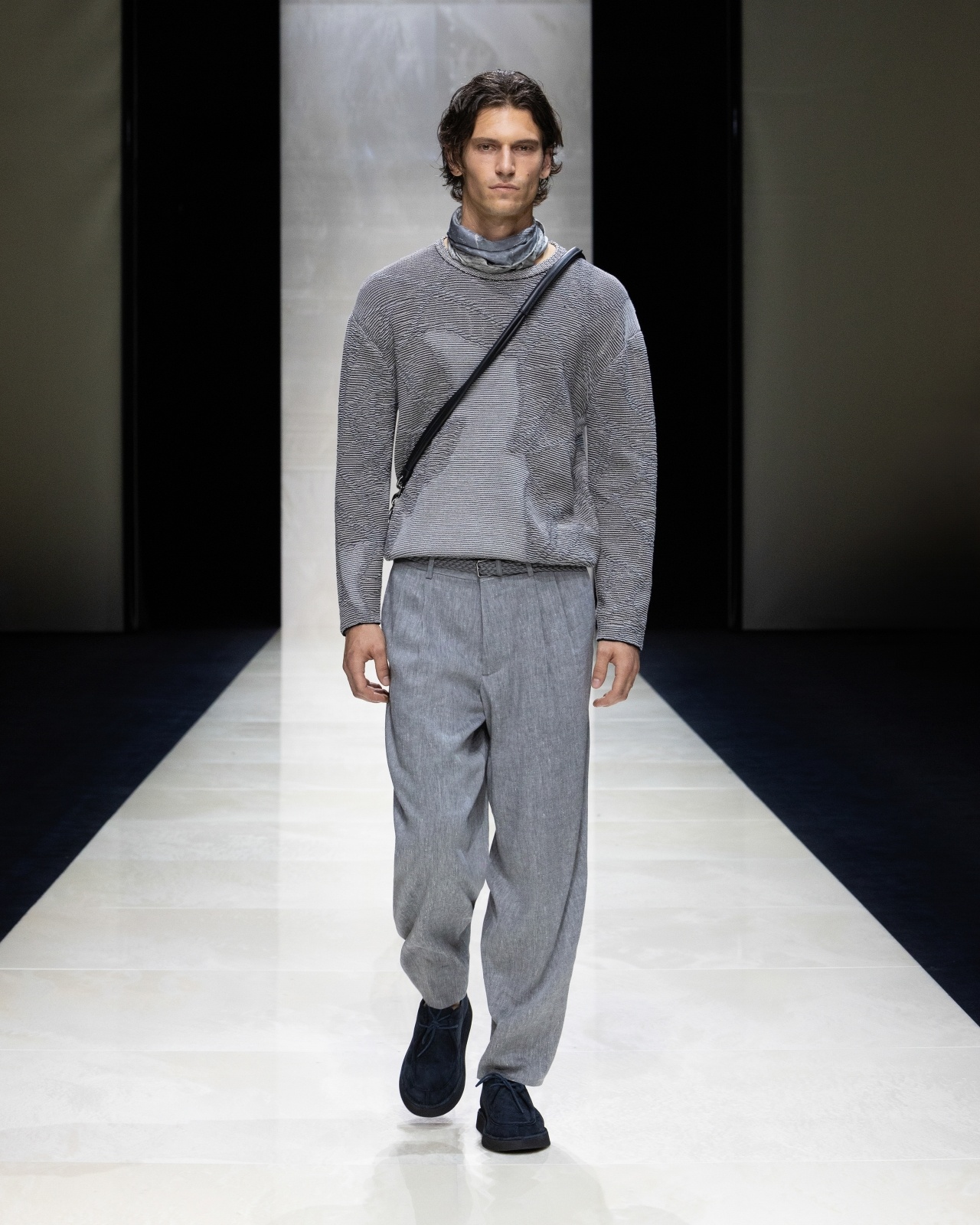 DOUBLE-PLEAT TROUSERS IN CHEVRON LINEN AND VIRGIN WOOL - 6