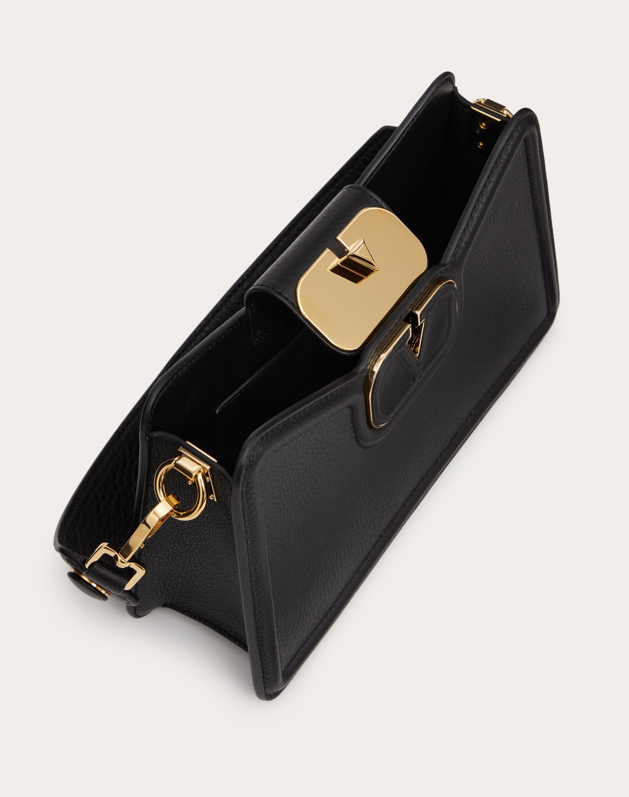 VLOGO LEATHER SHOULDER BAG IN GRAINY CALFSKIN - 6