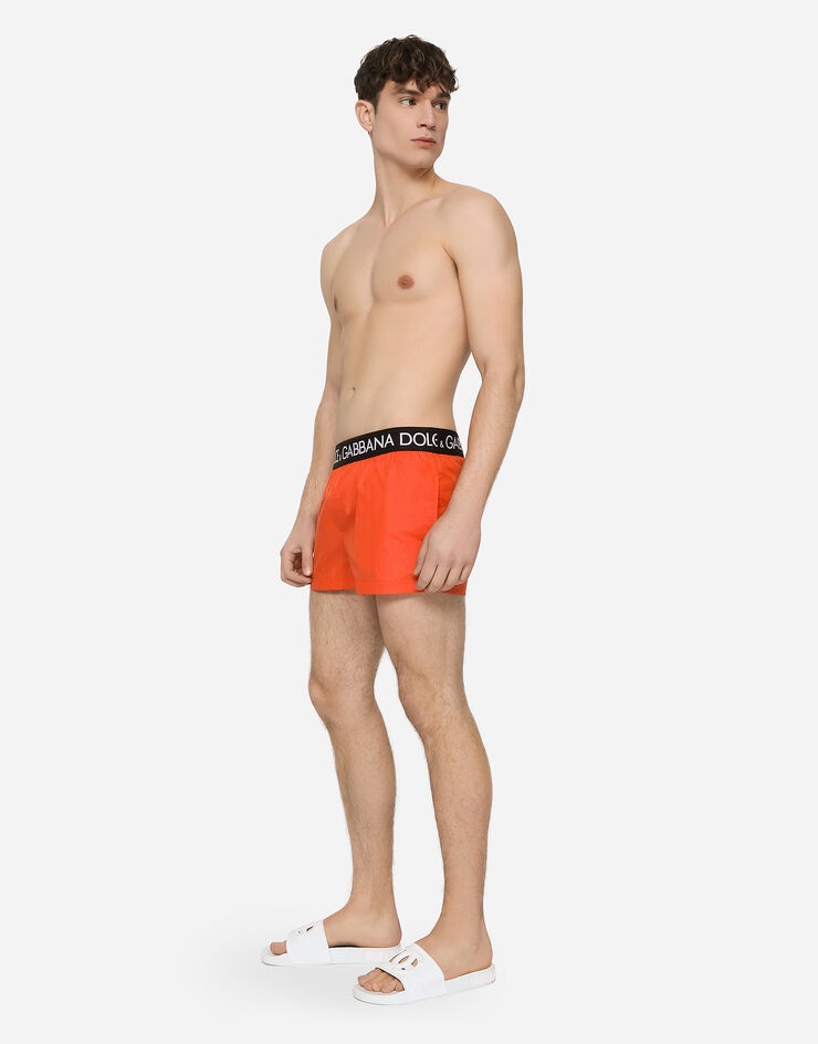 Short swim trunks with branded stretch waistband - 3