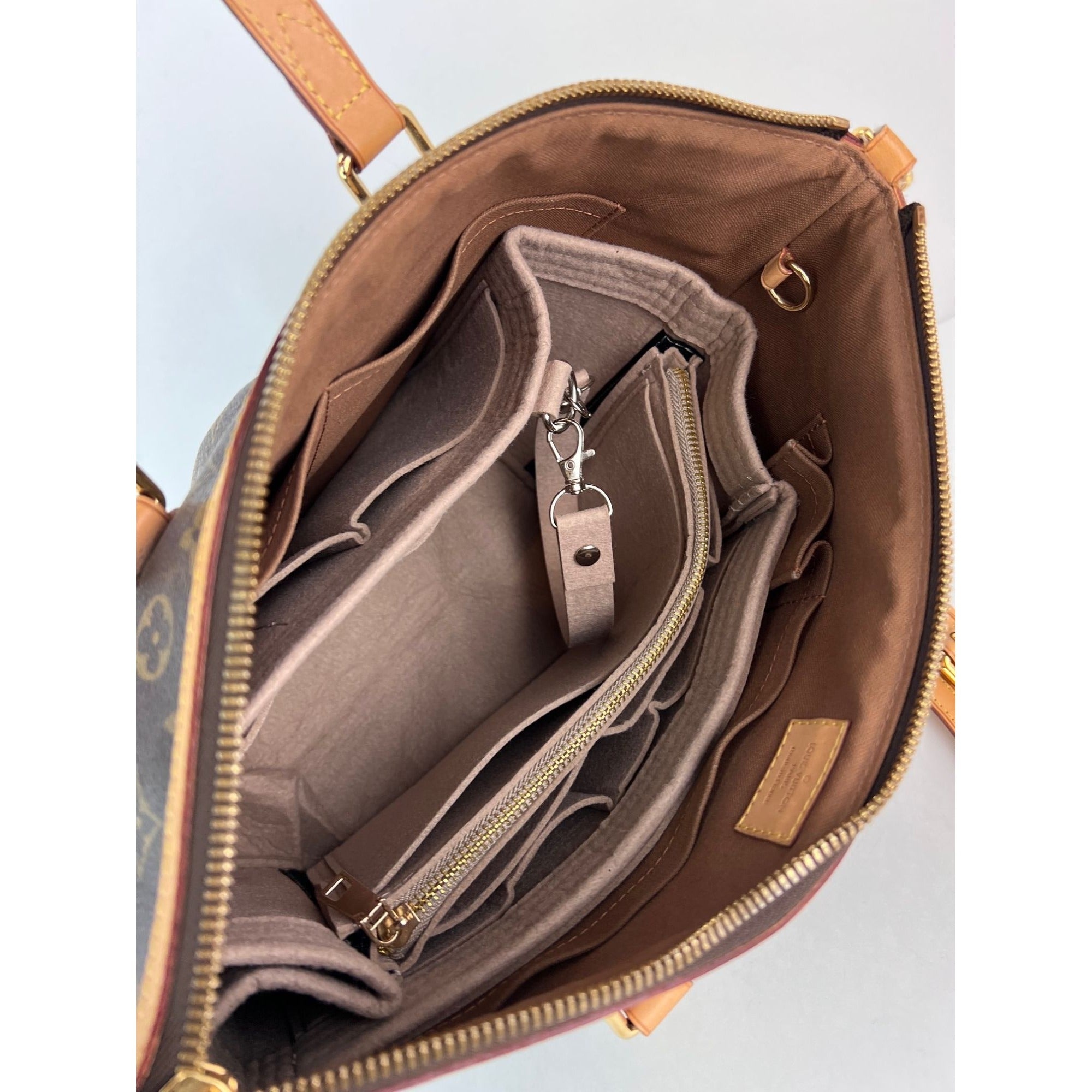 Louis Vuitton Palermo PM Monogram Zippered Tote Bag - 17
