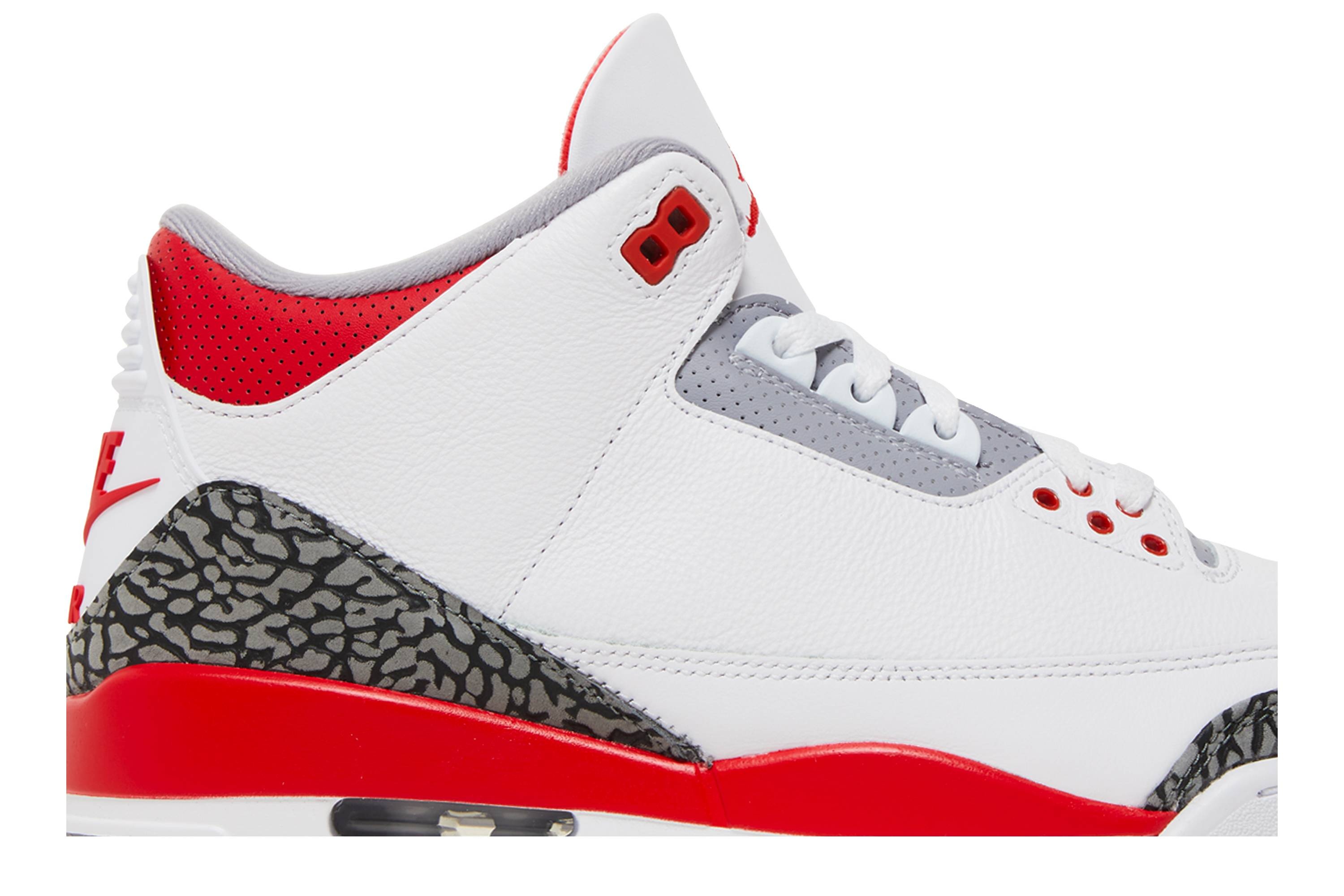 Air Jordan 3 Retro 'Fire Red' 2022 - 2