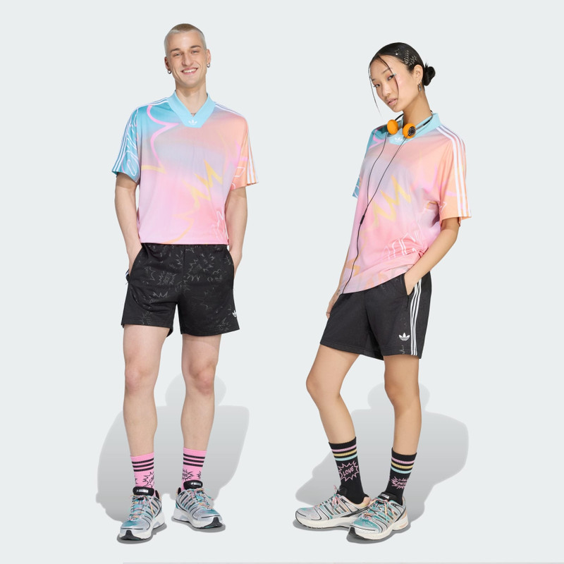 LOVE UNITES 3 STRIPES SHORTS 4