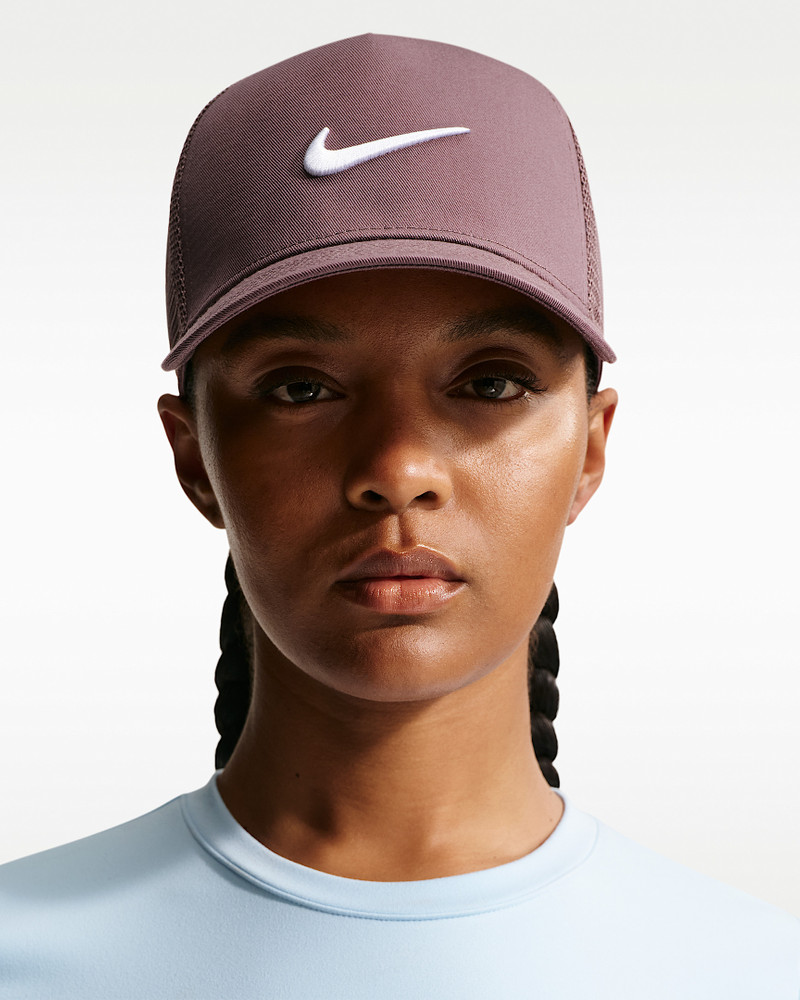 Nike Rise Structured Trucker Cap 1