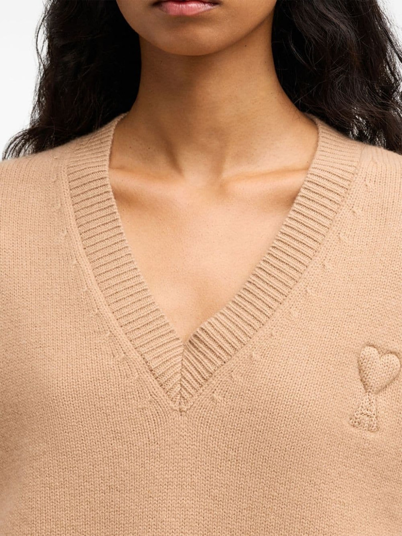 EMBOSSED AMI DE COEUR V NECK 스위치 7