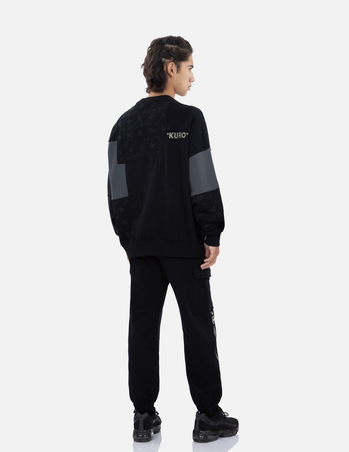 Monogram Print Colorblock Sweatshirt - 4