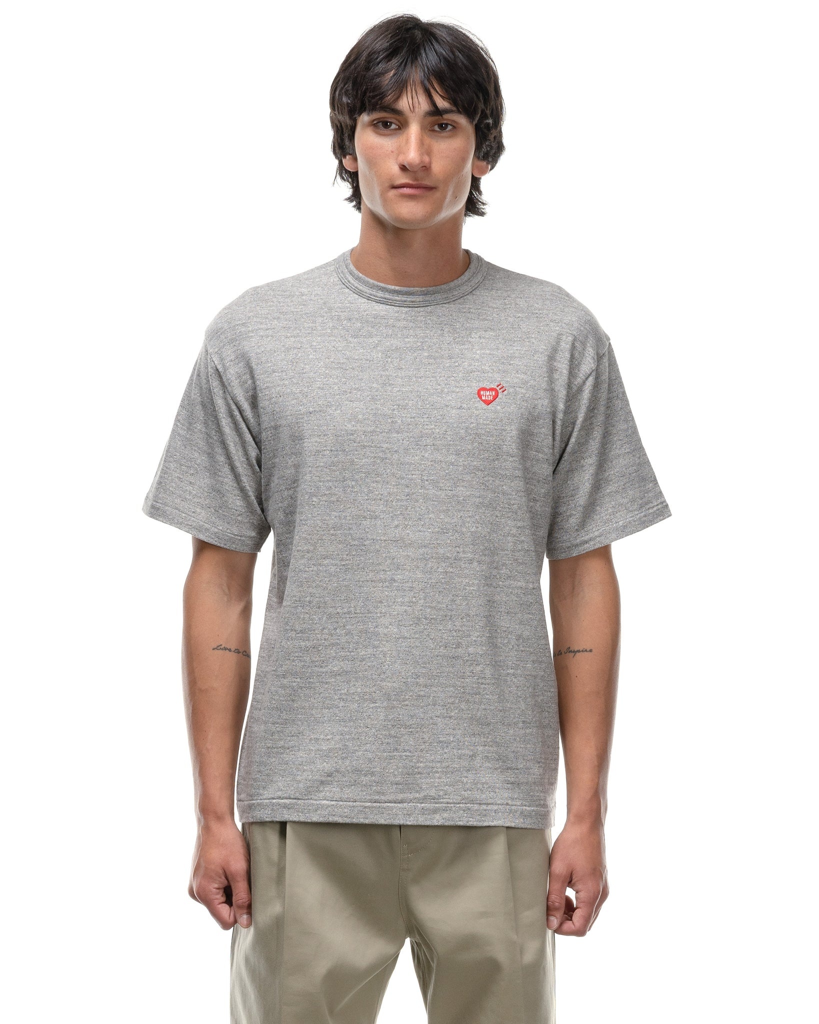 HEART BADGE T-SHIRT GRAY - 4