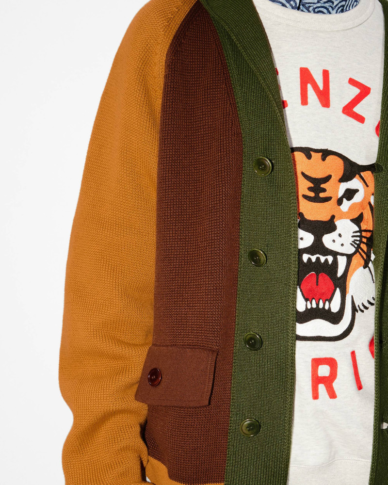 Cardigan with colourful hood 8