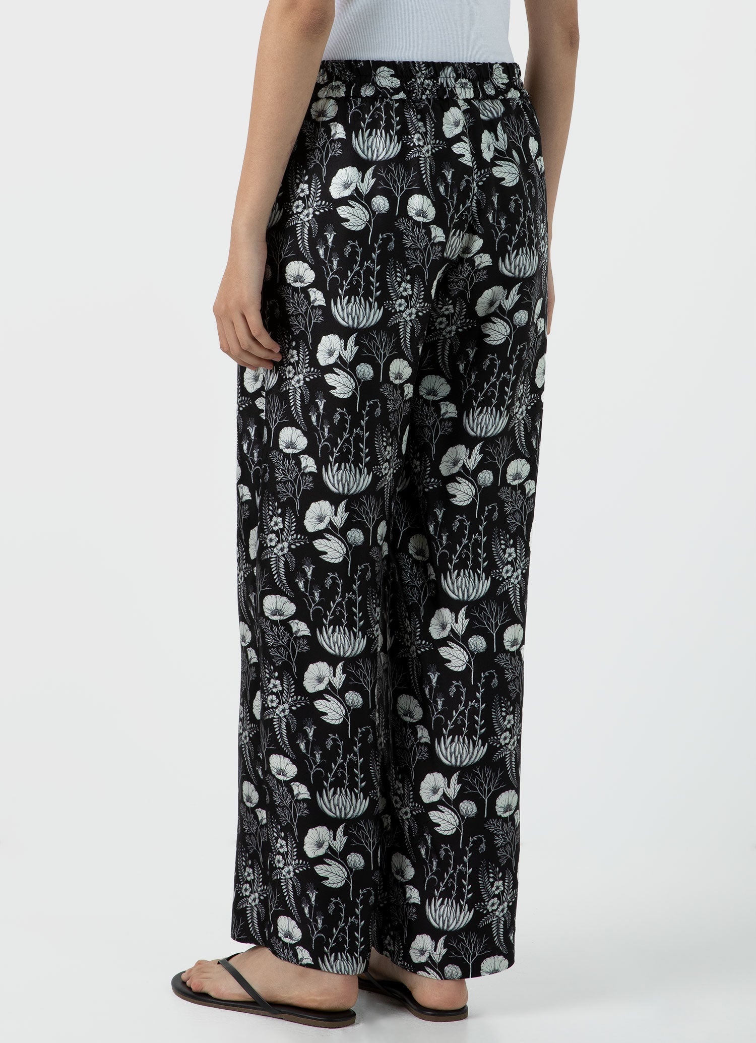 Silk Leaf Print Drawstring Trouser - 4