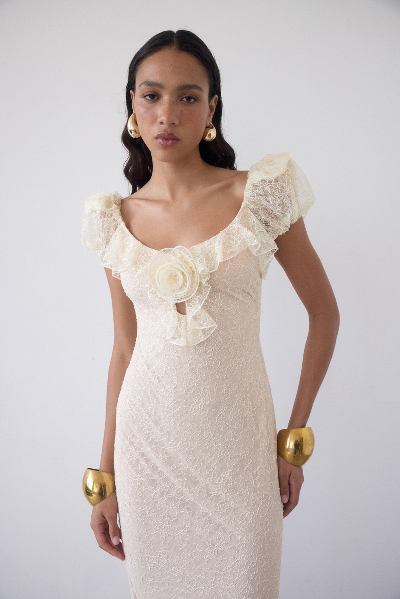 De La Vali EDEN MIDI DRESS IN CREAM LACE outlook
