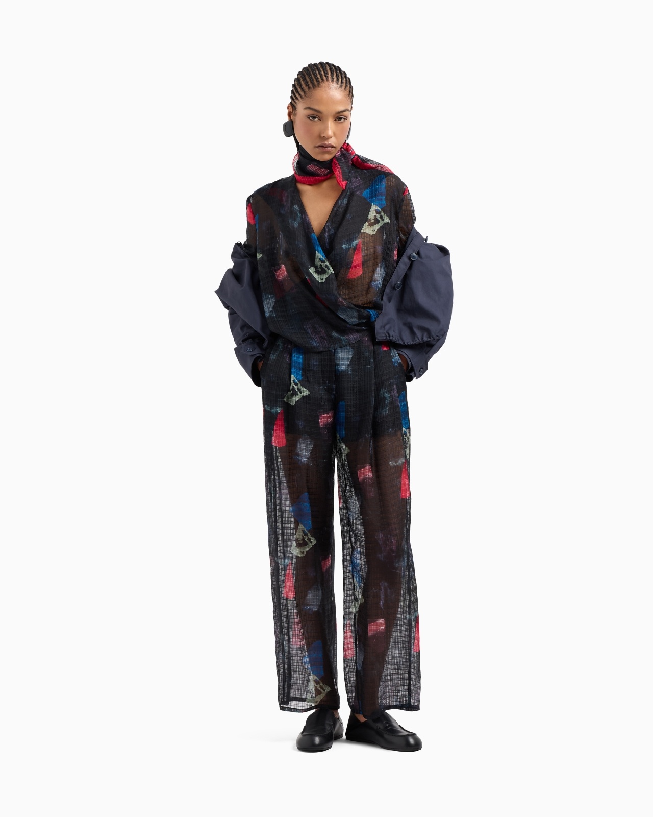 SILK TROUSERS WITH PLEATS AND MICRO CHECK MOTIF AND ABSTRACT PRINT - 4